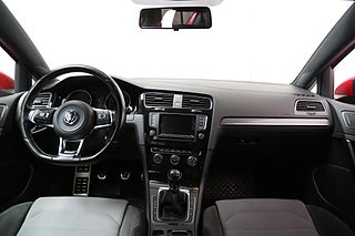 Halvkombi Volkswagen Golf 17 av 23