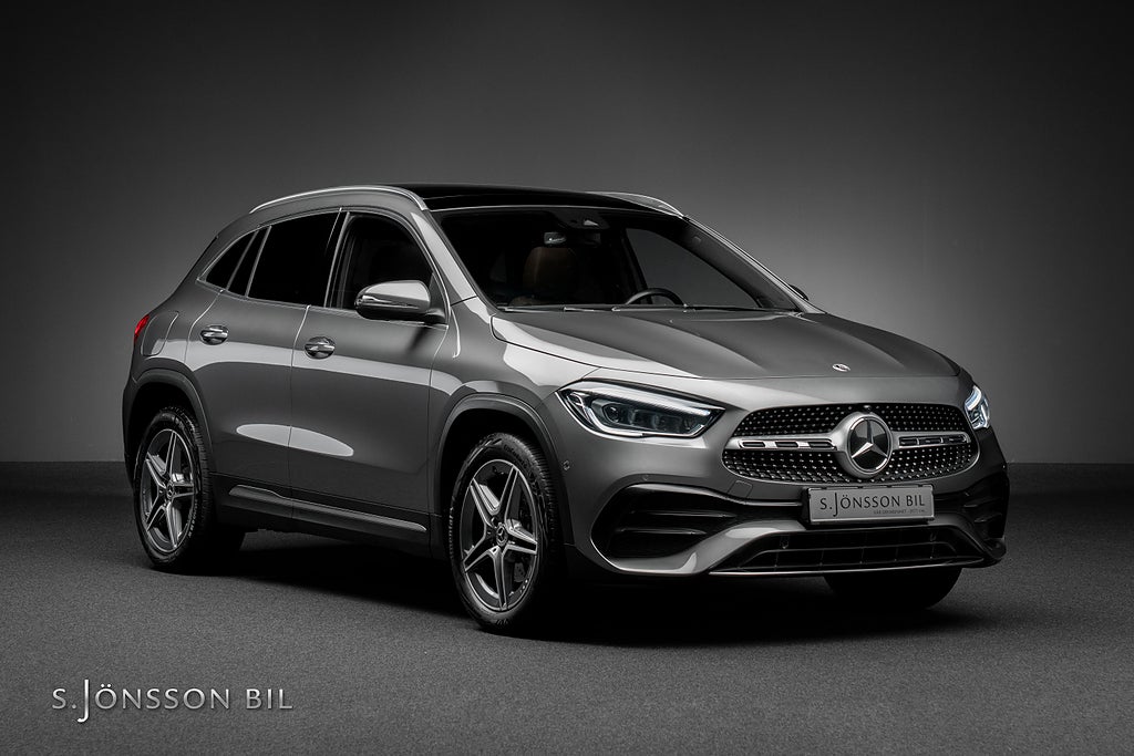 Mercedes-Benz GLA 250 e AMG / Panorama