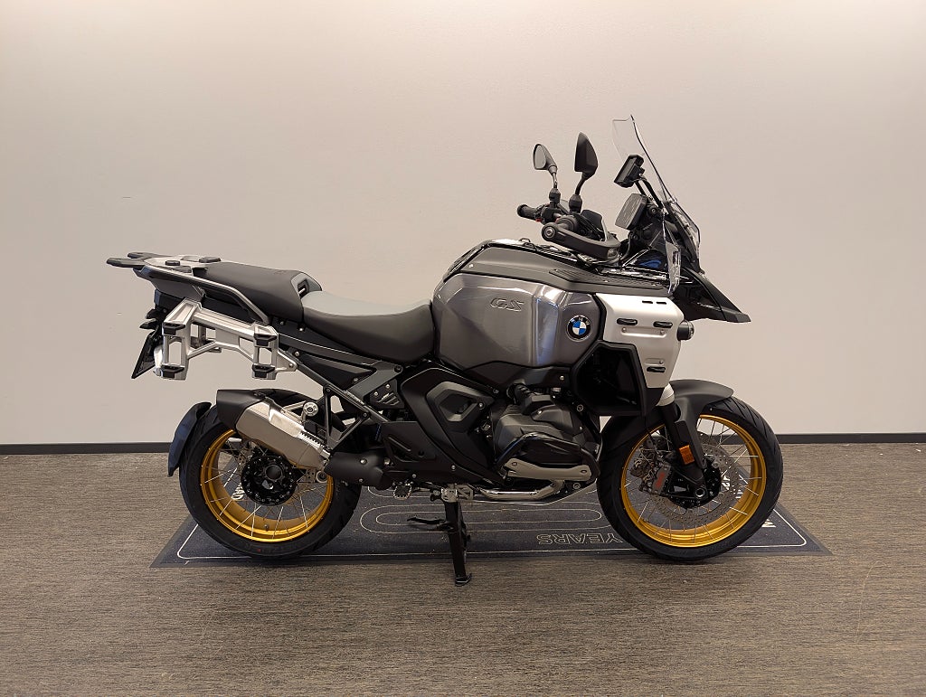 BMW R1300GS Adventure TB ASA Höjd 860-890mm KAMPANJ Touringpaket och