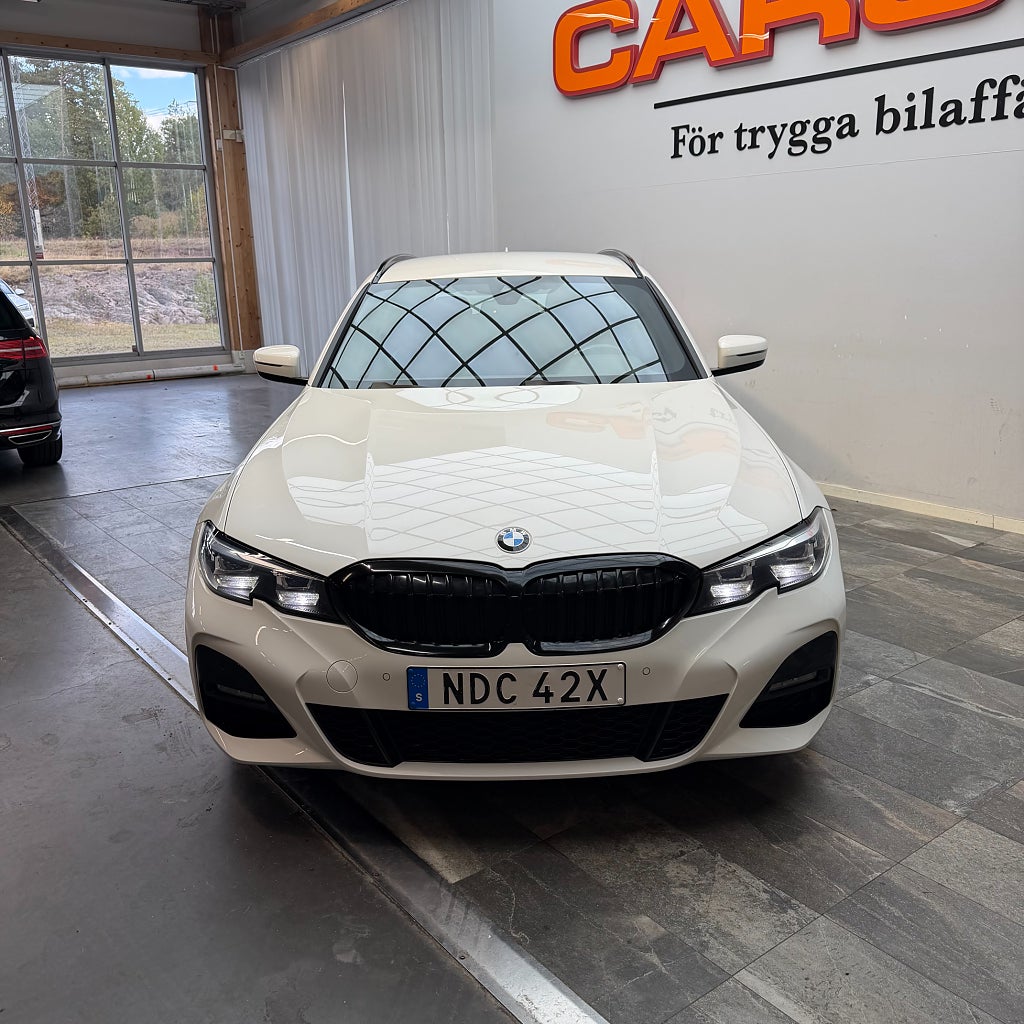 BMW 320D xDrive Touring M Sport Carplay Navi Drag