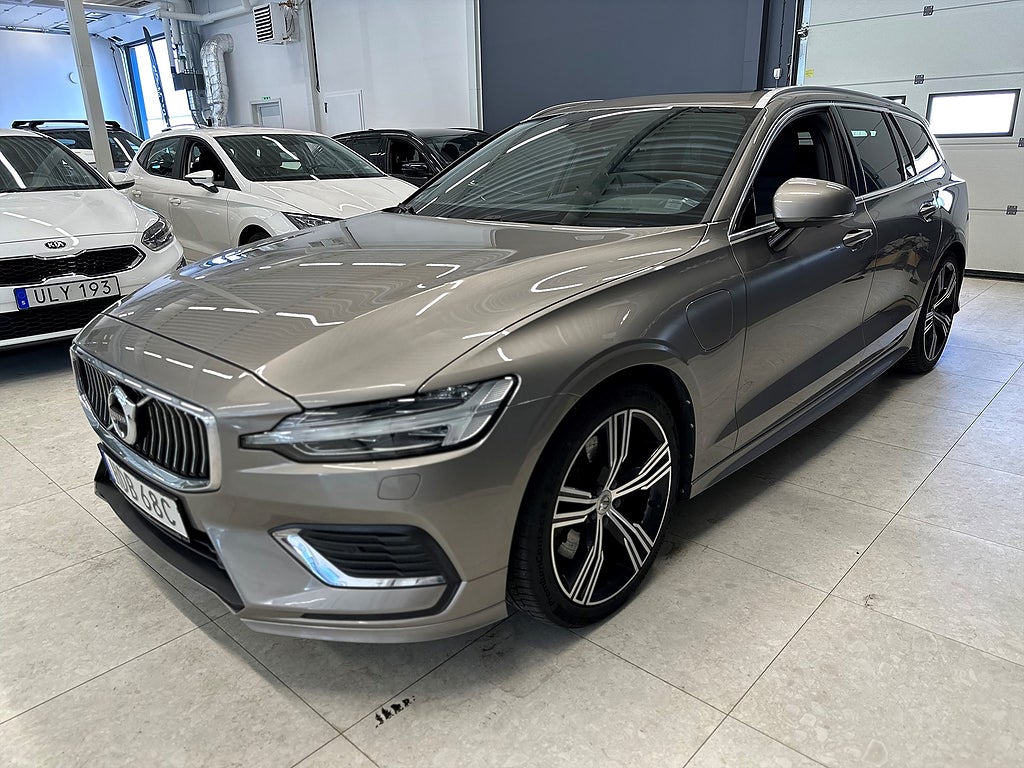 Volvo V60 T8 Twin Engine AWD/INSCRIPTION/360/DRAG/NAV/ORREFORS