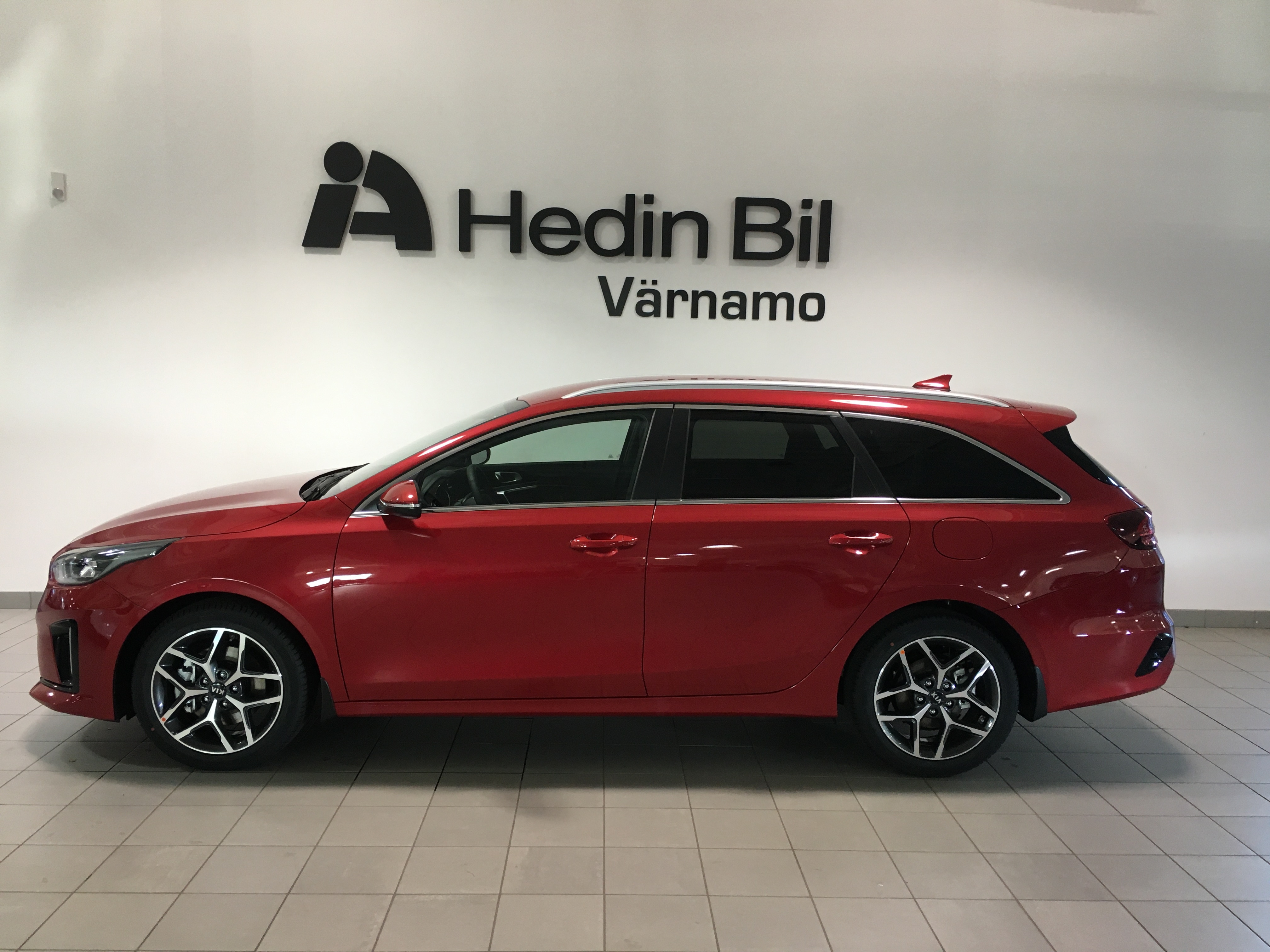 Kia Ceed SW 1.4 T-GDI DCT GT LINE 2019, bild 3/35