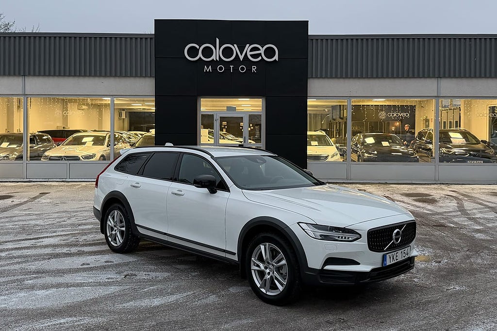 Volvo V90 Cross Country D4 AWD Automat 190 hk - Dieselvärmare, Drag, ACC