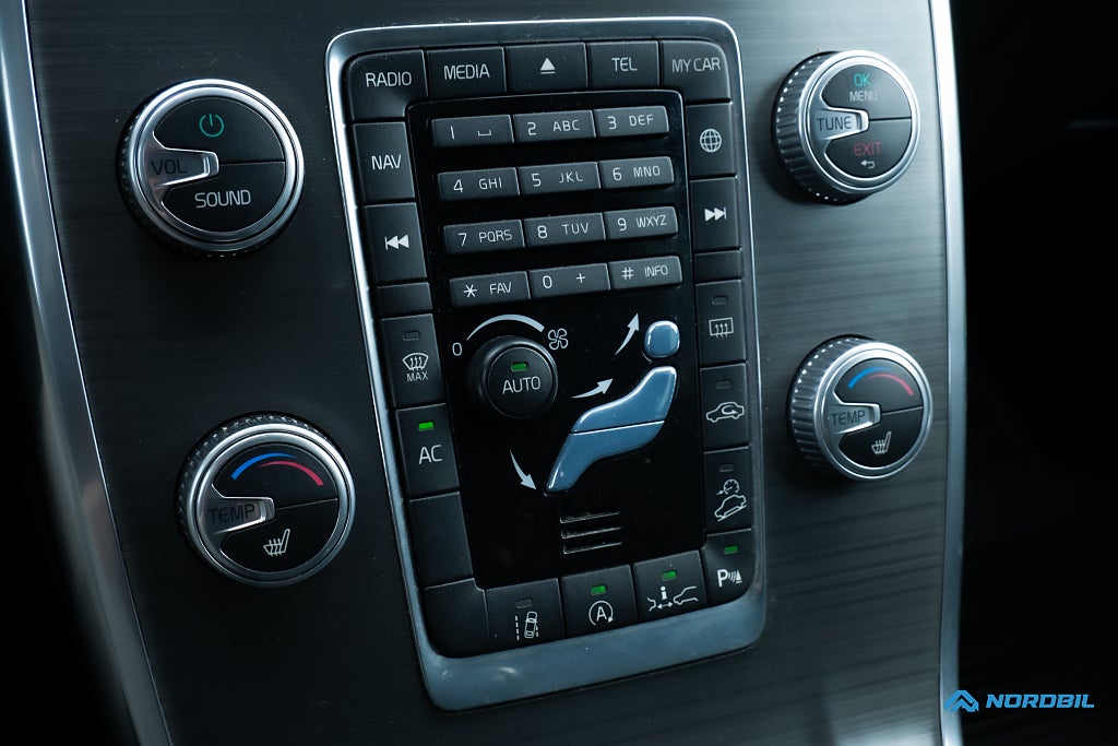 Volvo XC70
