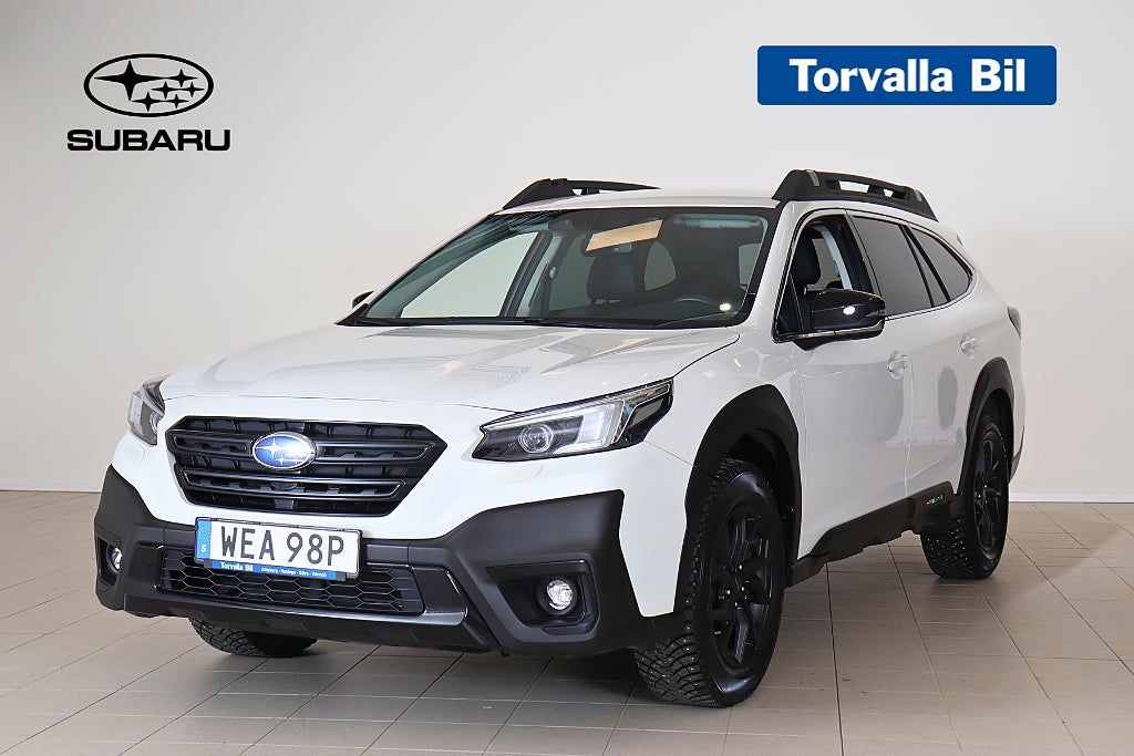 Subaru Outback Field 2.5 AWD XFuel Vinterhjul LÅG SKATT Skinn MOMSBIL