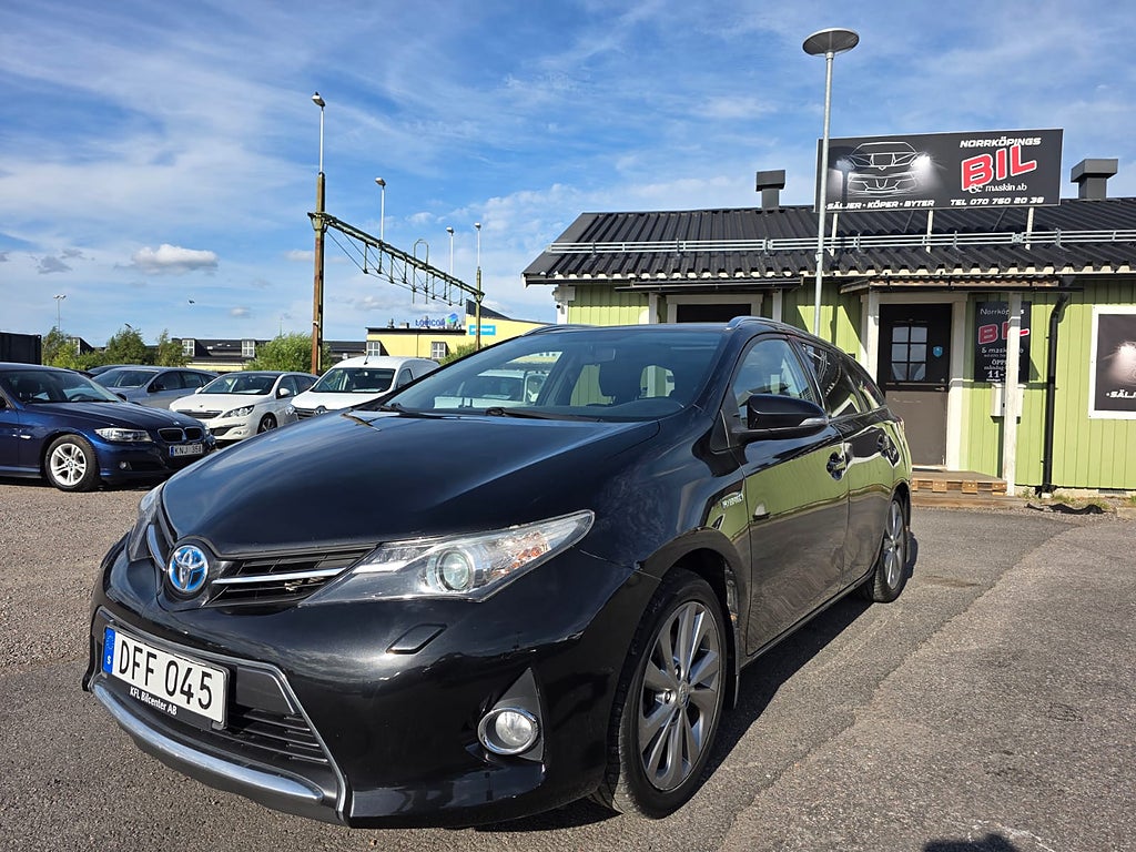 Toyota Auris Touring Sports Hybrid e-CVT Edition 50 /Panoramaglastak