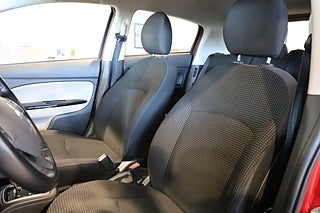 Halvkombi Mitsubishi Space Star 11 av 22