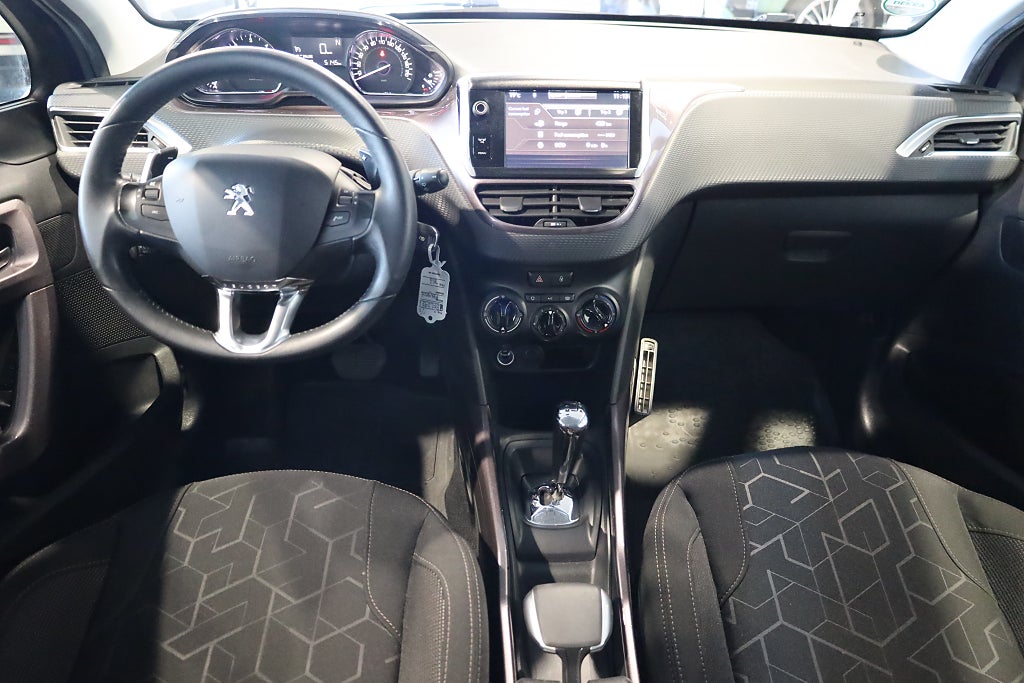 Peugeot 2008 1.6 e-HDi AUT Drag M-Värme Kamera Blåtand 2014