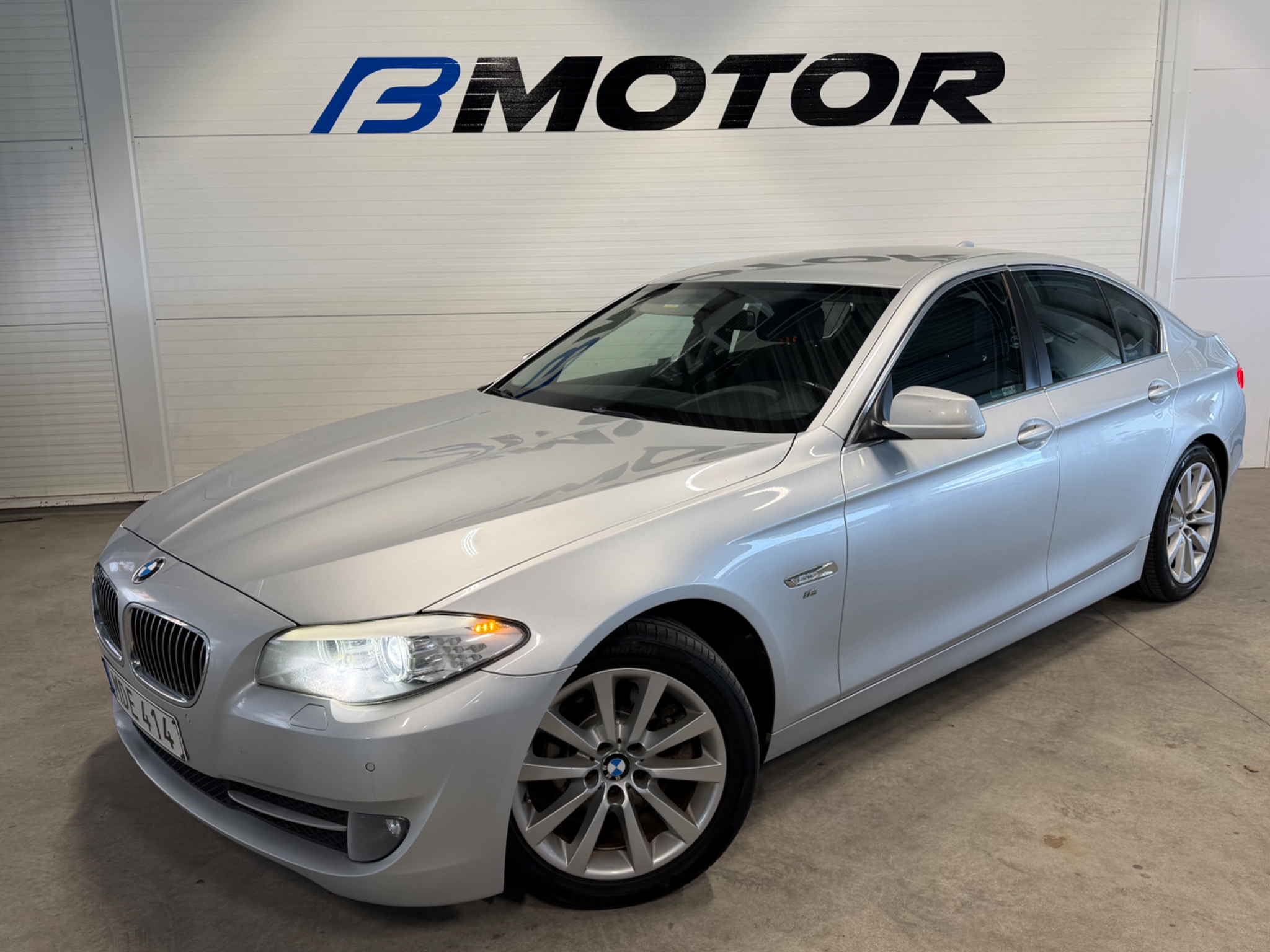 BMW 520 d Sedan Euro 5 2012, bild 2/10