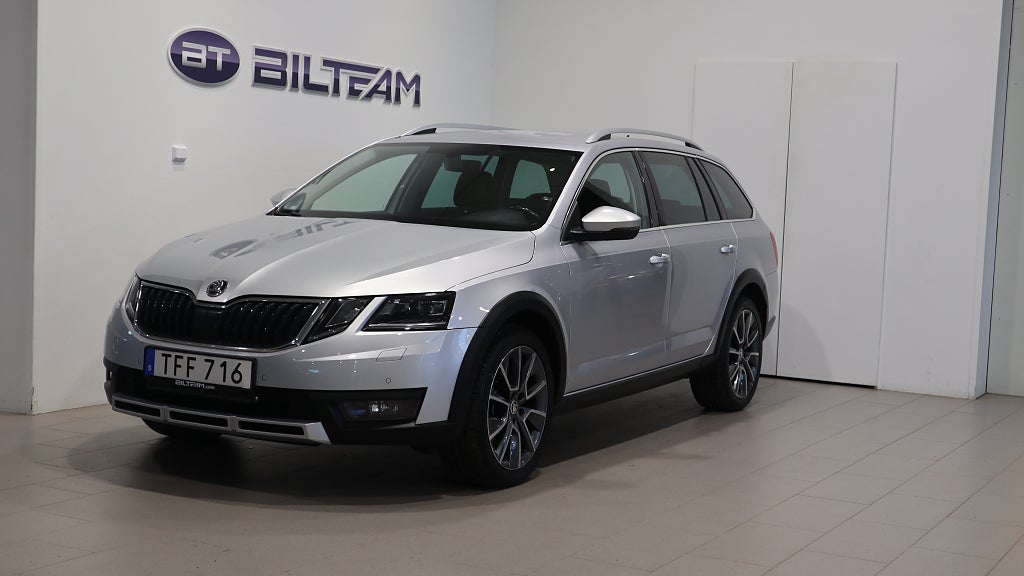 Skoda Octavia SCOUT COMBI TSI180 DSG 4X4