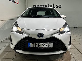 Toyota Yaris Hybrid Active Mvärm Kamera Kamkedja S/V-hjul