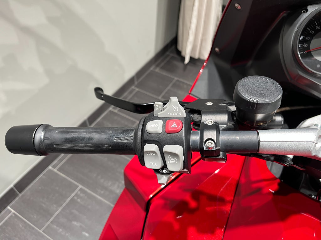 BMW K1300GT/3,45%Sidoväskor+toppbox/Farthållare