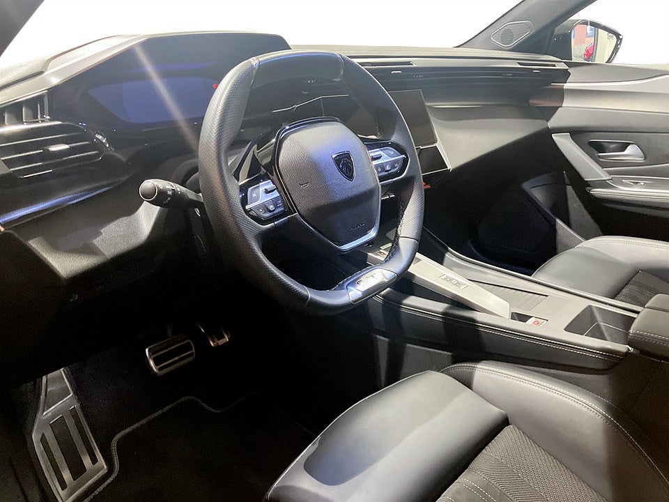 Bild på Peugeot 308 SW GT 1.2 PT 130hk Aut - 360-KAMERA, CARPLAY