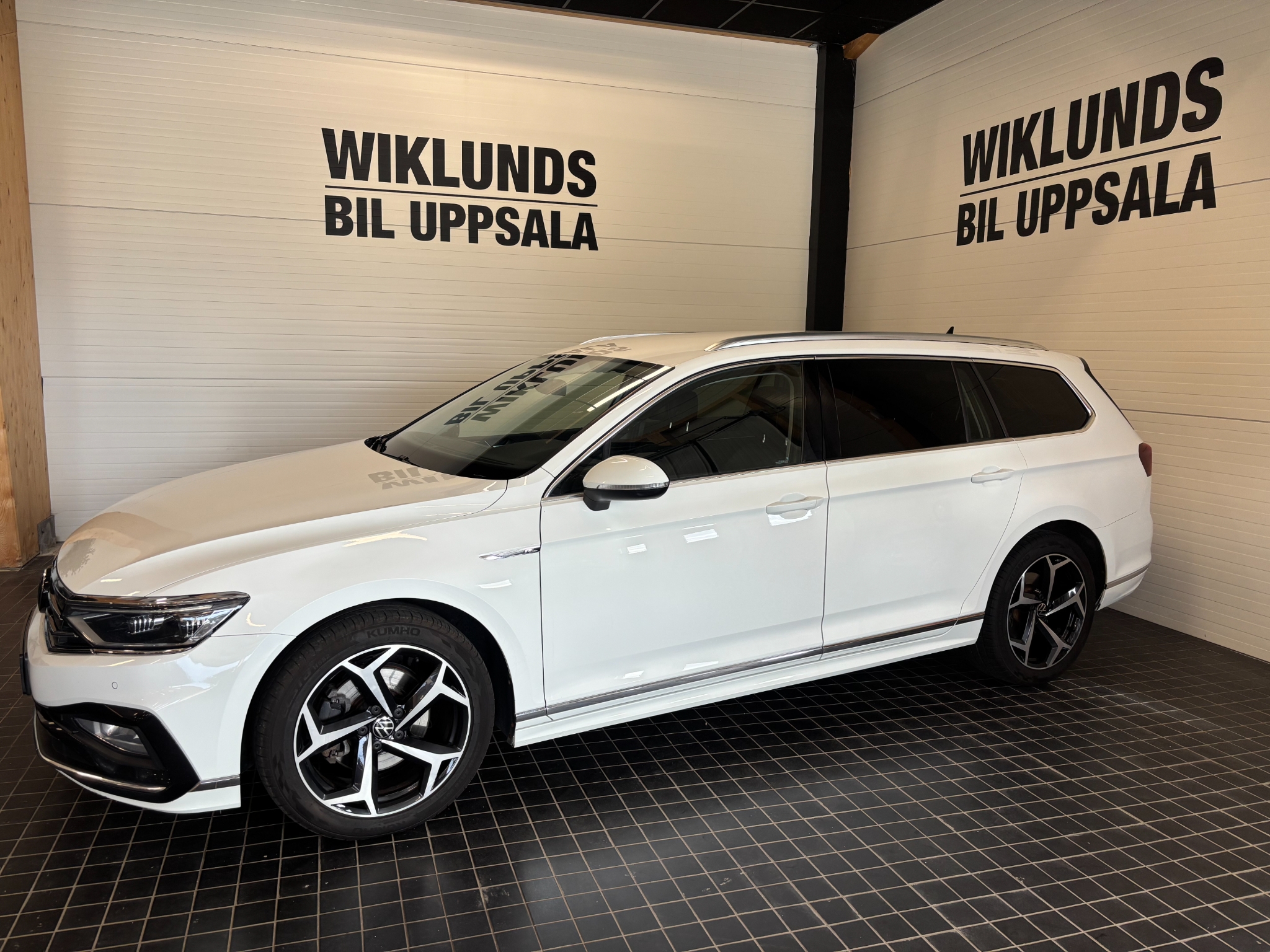 Volkswagen Passat 2021, bild 2/52
