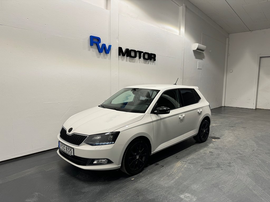 Skoda Fabia 1.0 TSI 110hk Style Carplay P-sens Farthållare