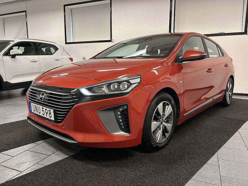 Hyundai IONIQ Plug-in 1.6 + 8.9 kWh DCT Premium Plus Drag