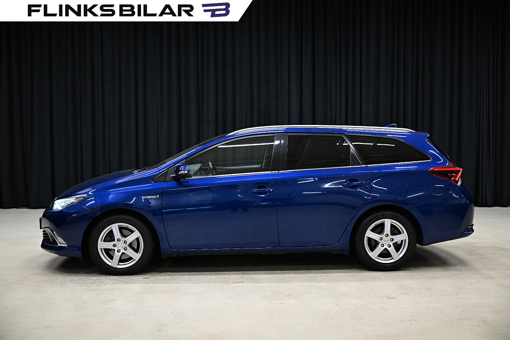 Toyota Auris Touring Sports 136HK Executive|Backkamera|M/K-Värmare