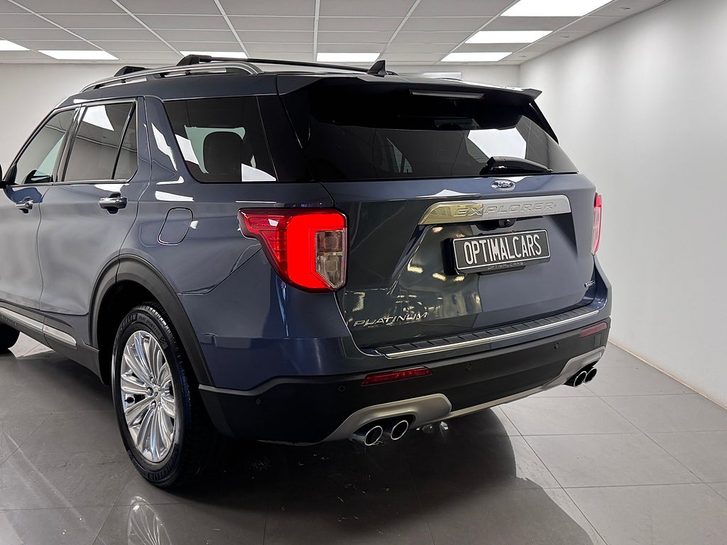 Ford Explorer 2021 - miniatyr 18