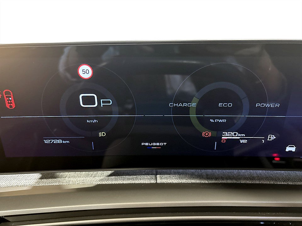 Bild på Peugeot 5008 GT Hybrid 145hk Aut 7-SITS B-KAMERA CARPLAY
