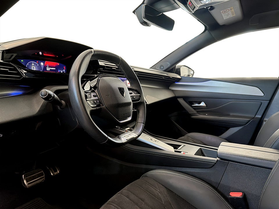 Bild på Peugeot 308 sw SW GT 1.2 PT 130hk Aut 360 B-KAMERA CARPLAY