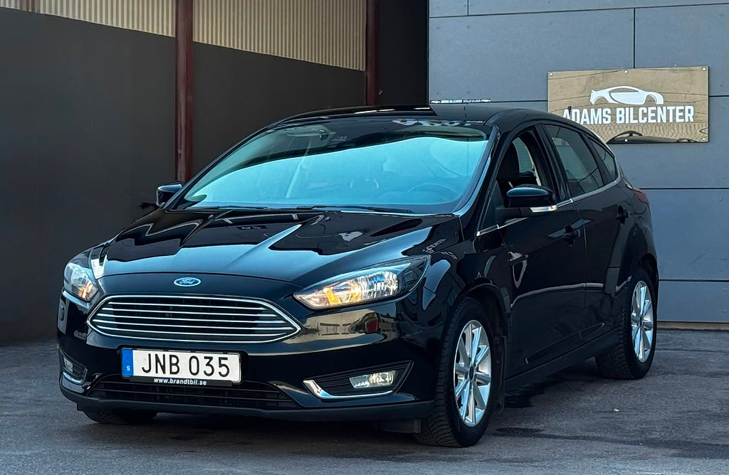 Ford Focus 1.0 EcoBoost Titanium Euro 6 bakkamera/ drag