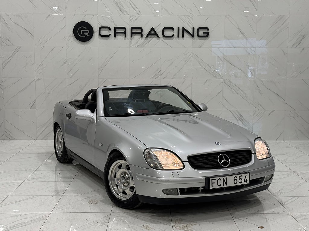 Mercedes-Benz SLK SLK 200| SVENSKSÅLD| Nyservad| 