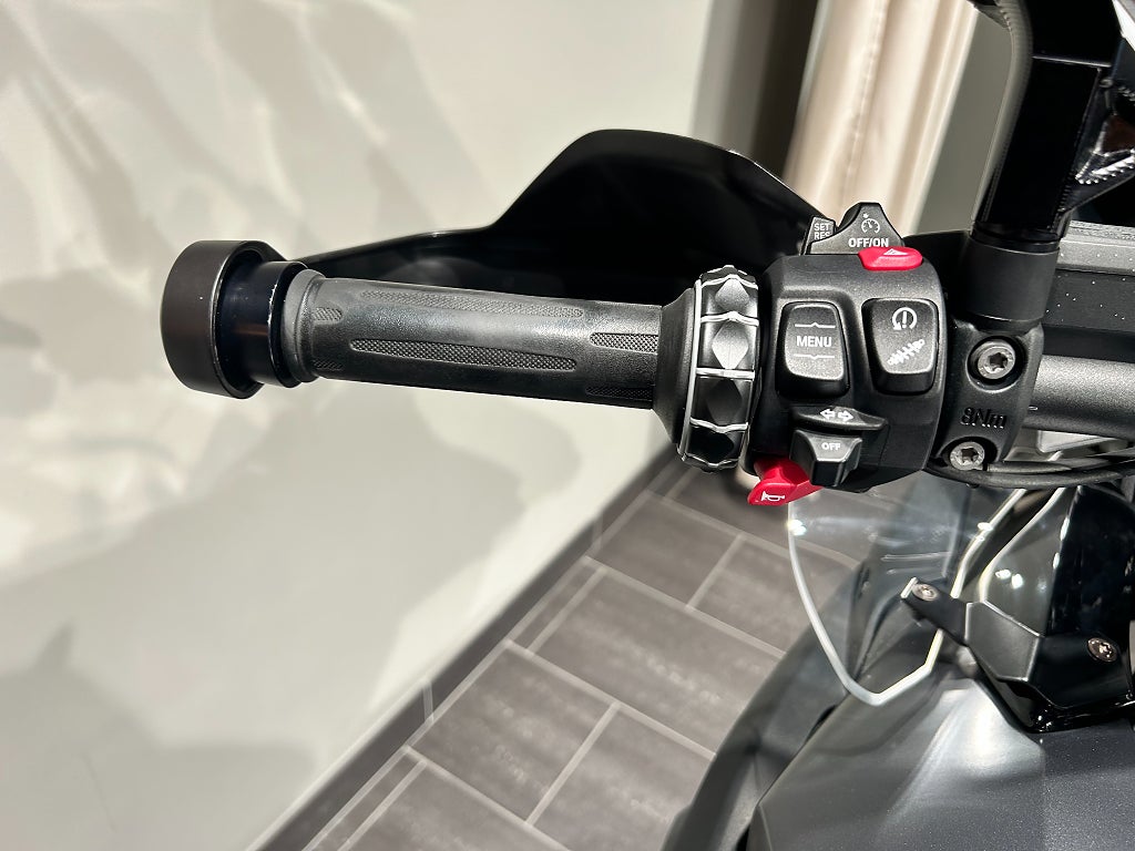 BMW R1250GS/Triple Black/Performance/3st väskor