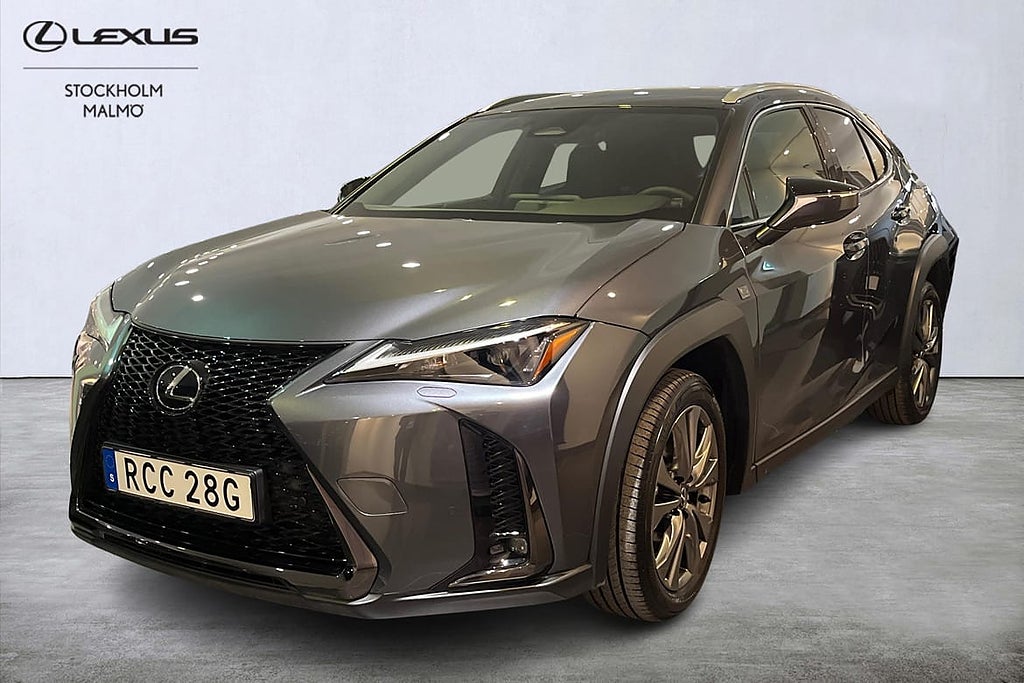 Lexus UX 300h F Sport Design 199hk P-värm Navi Keyless Backkam...