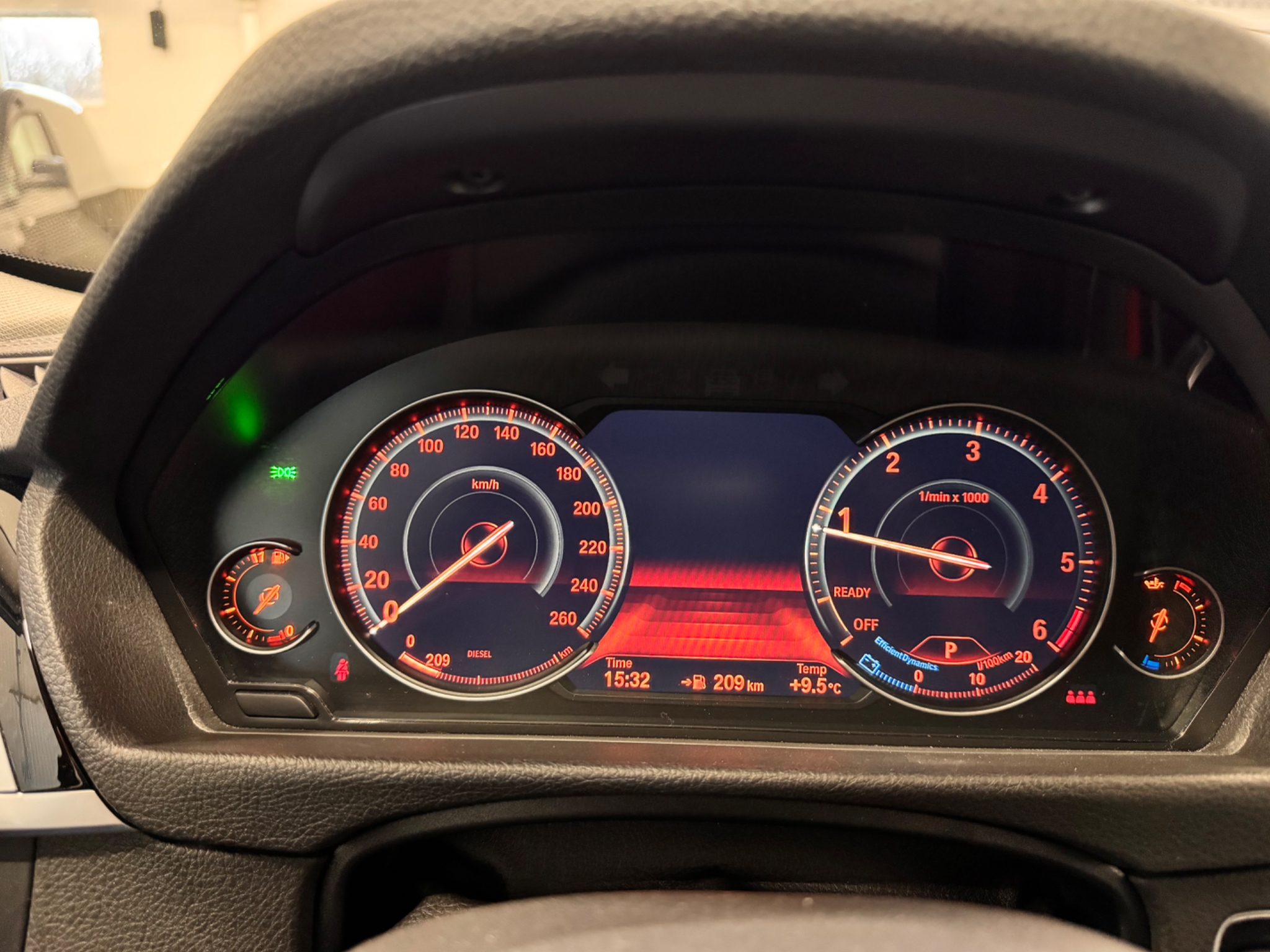 BMW 320 2019, bild 6/48