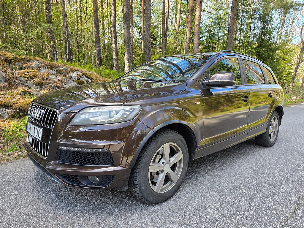 Audi Q7 3.0 TDI V6 quattro Euro 6 / S-LINE / 7 SITS / PANORAMA 