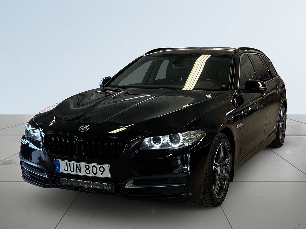 BMW 520d xDrive Touring Aut Drag Mvärm Psens Rattvärme Skinn S&V