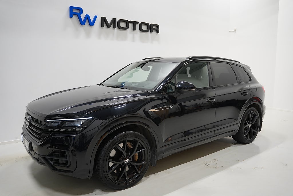 Volkswagen Touareg R eHybrid V6 TSI 4M 462hk DynAudio HUD Pano Night Vision Luftfjä