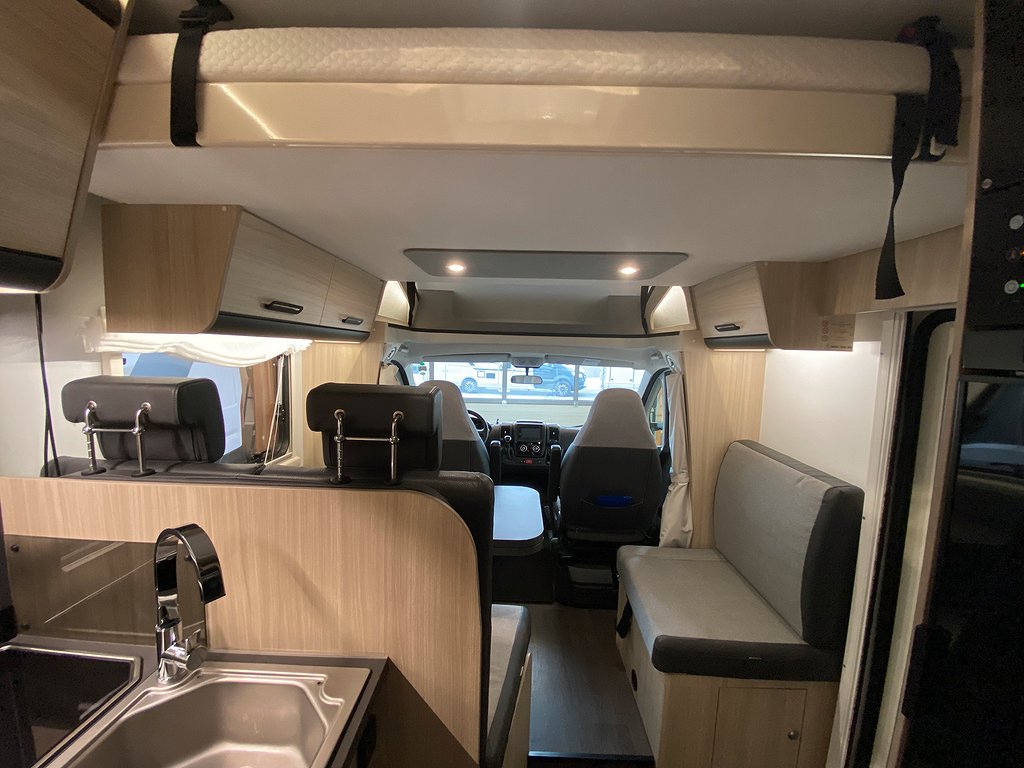 Sun Living S 75 SC / B-körkort / Auto 9-vxl / Solcell / Taksäng - Sun Living