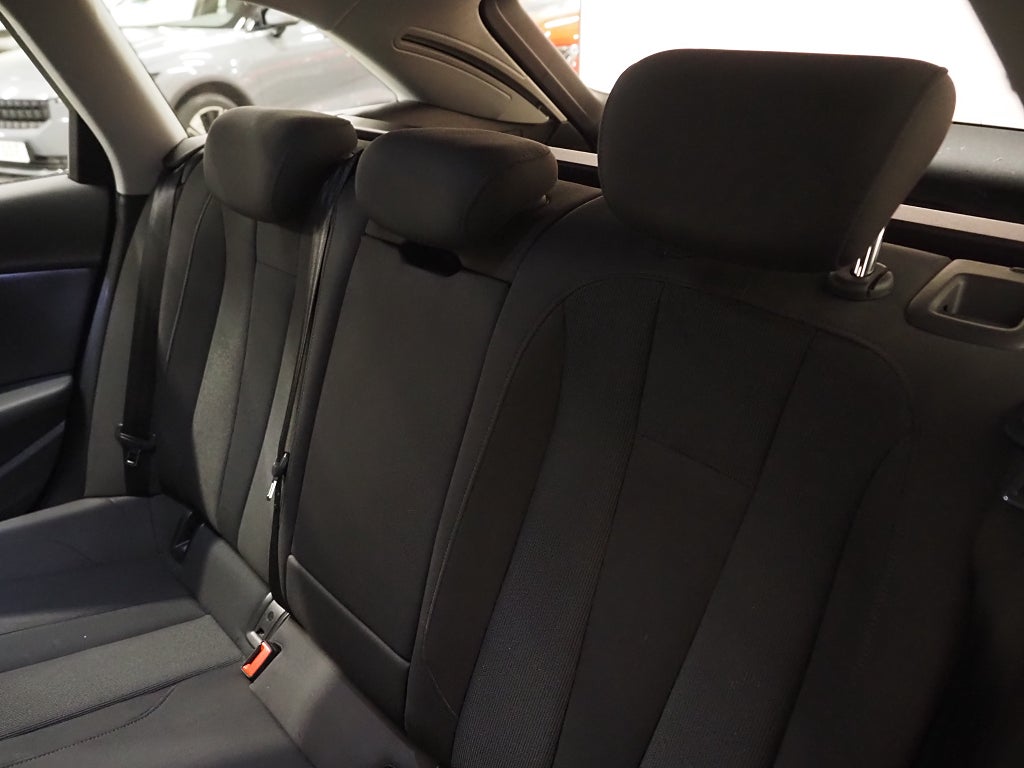 Audi A4 Avant 2.0 TDI 150hk S Tronic Proline | Dragkrok | 2017