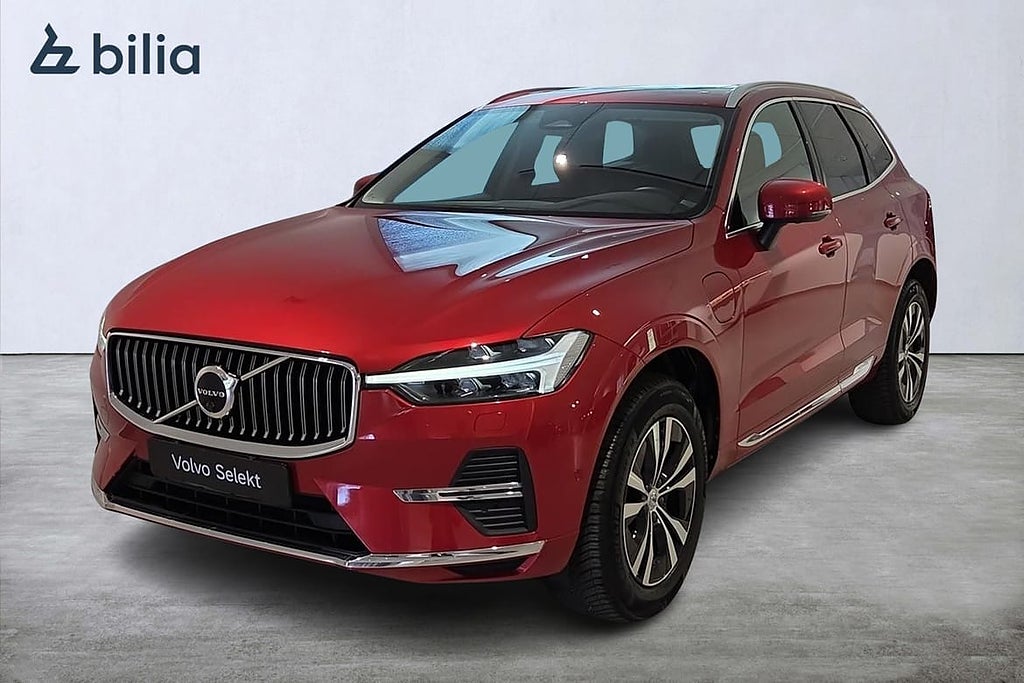 Volvo XC60 Recharge T6 Core Edition / 360 / Drag / Panorama