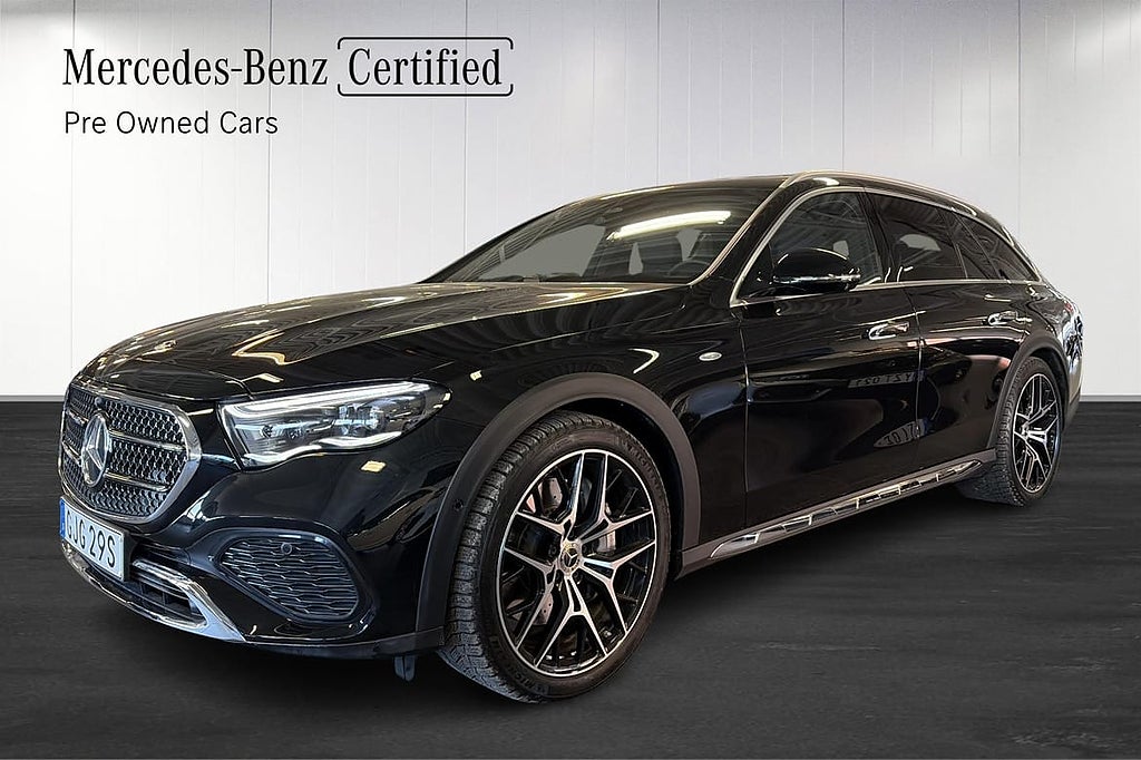 Mercedes-Benz E 300 d e 4MATIC All-Terrain Moms/AMG/Panorama/Drag/Burmester