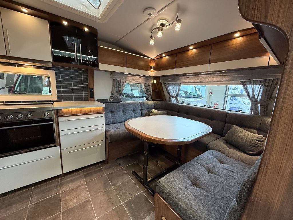 Polar 560 CTH SVIT
