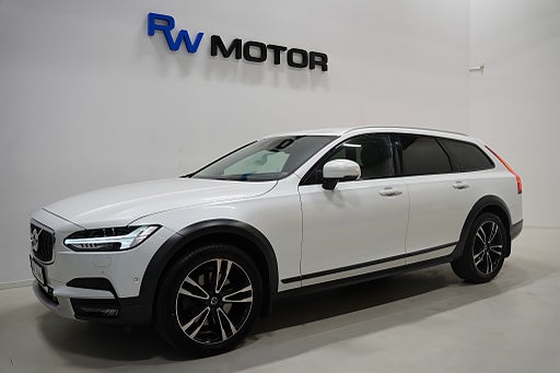 Volvo V90 Cross Country D4 AWD 190hk Momentum Drag D-värmare Backkamera 