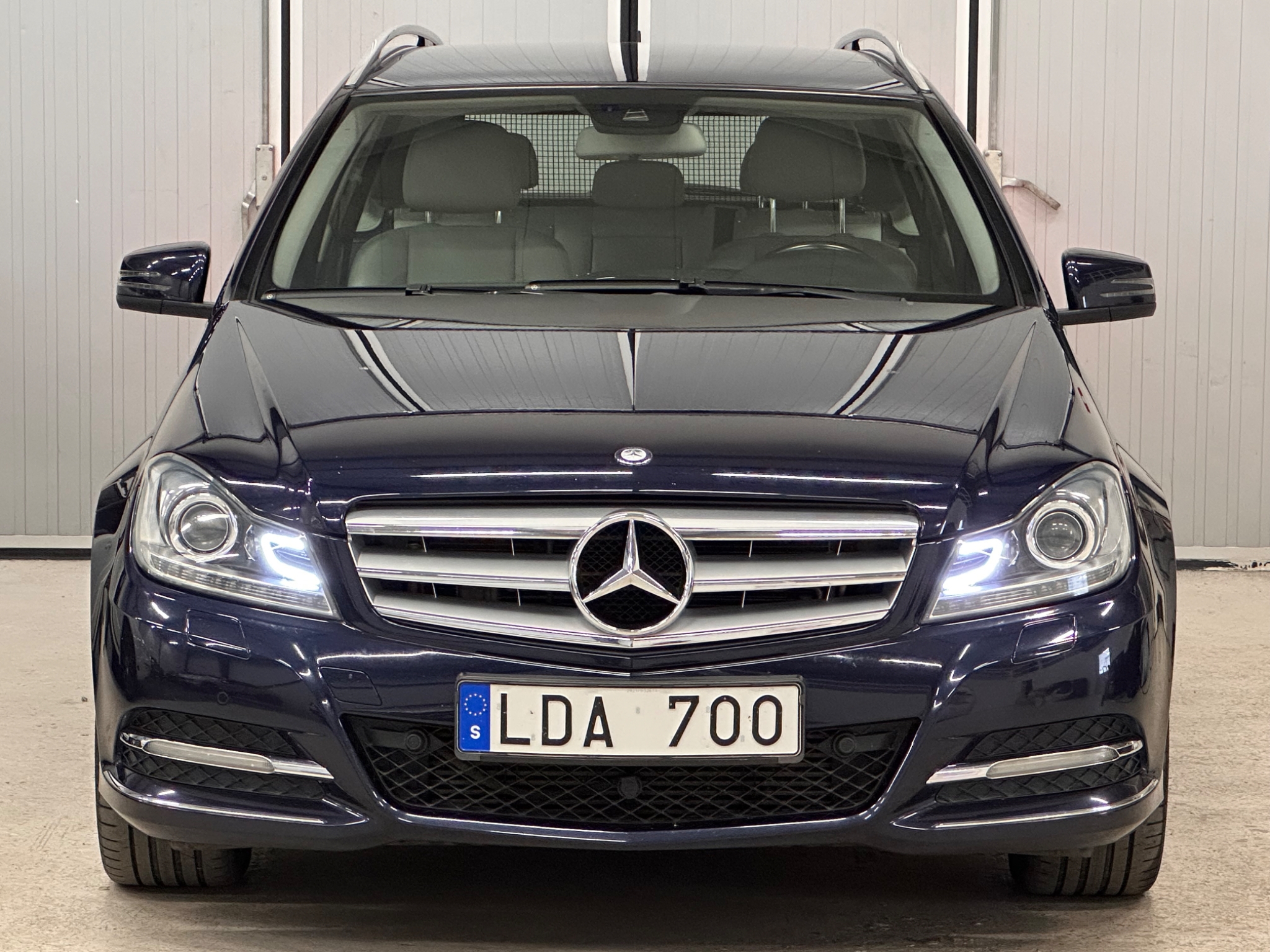 Mercedes-Benz C 2012, kuva 2/10