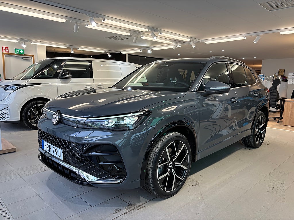 Volkswagen Tiguan eHybrid R-Line-Edition OMG LEV 4395kr/mån