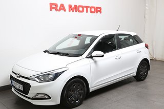 Halvkombi Hyundai i20 1 av 20
