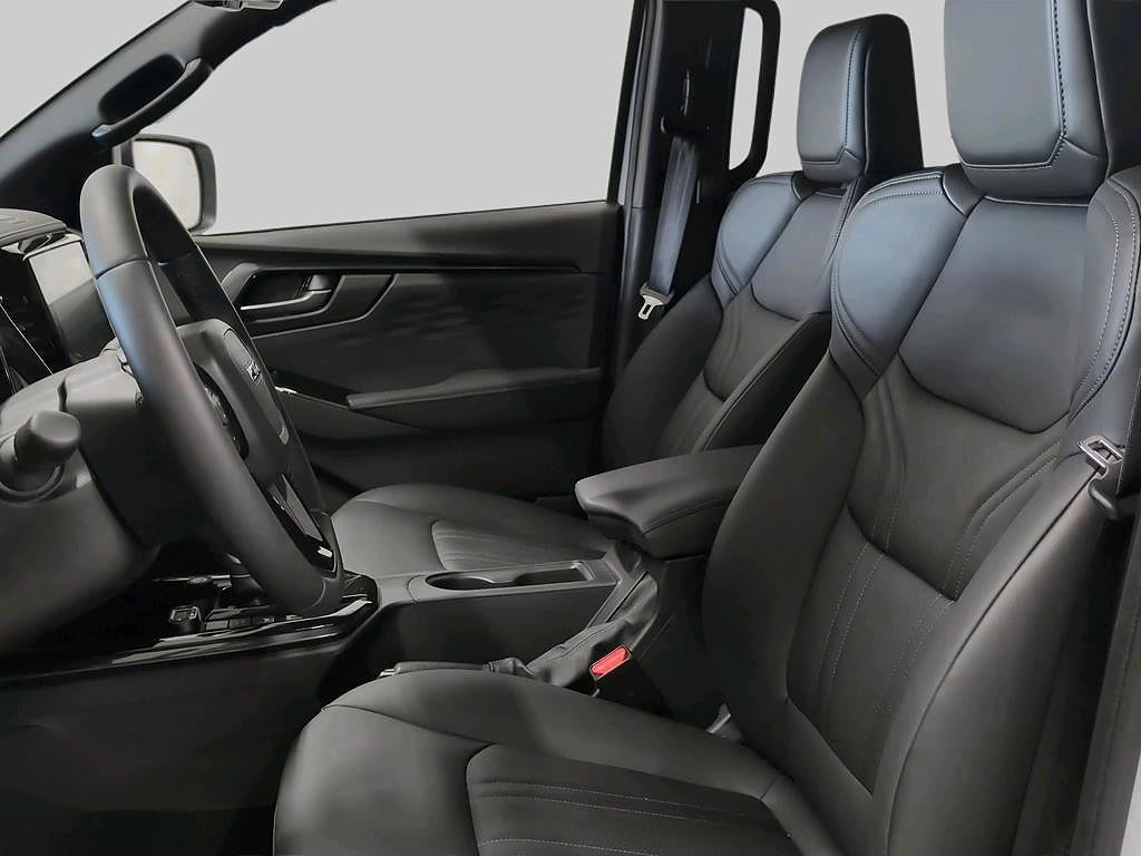 Isuzu D-Max Facelift 2026 DC XRX CNG