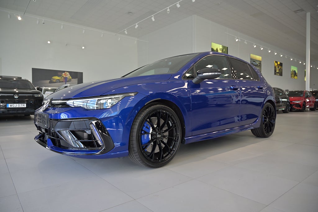Volkswagen Golf R 333 hk *Black Edition**