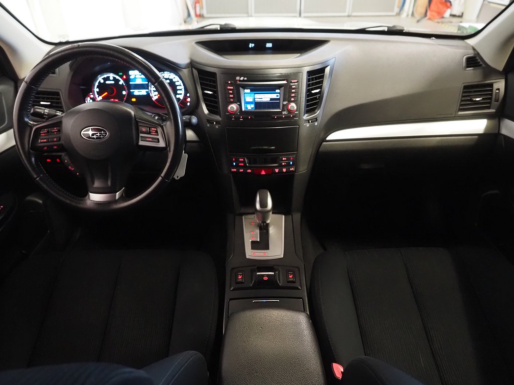 Subaru Outback 2.0 4WD 150hk Automat Kamera Drag 2014