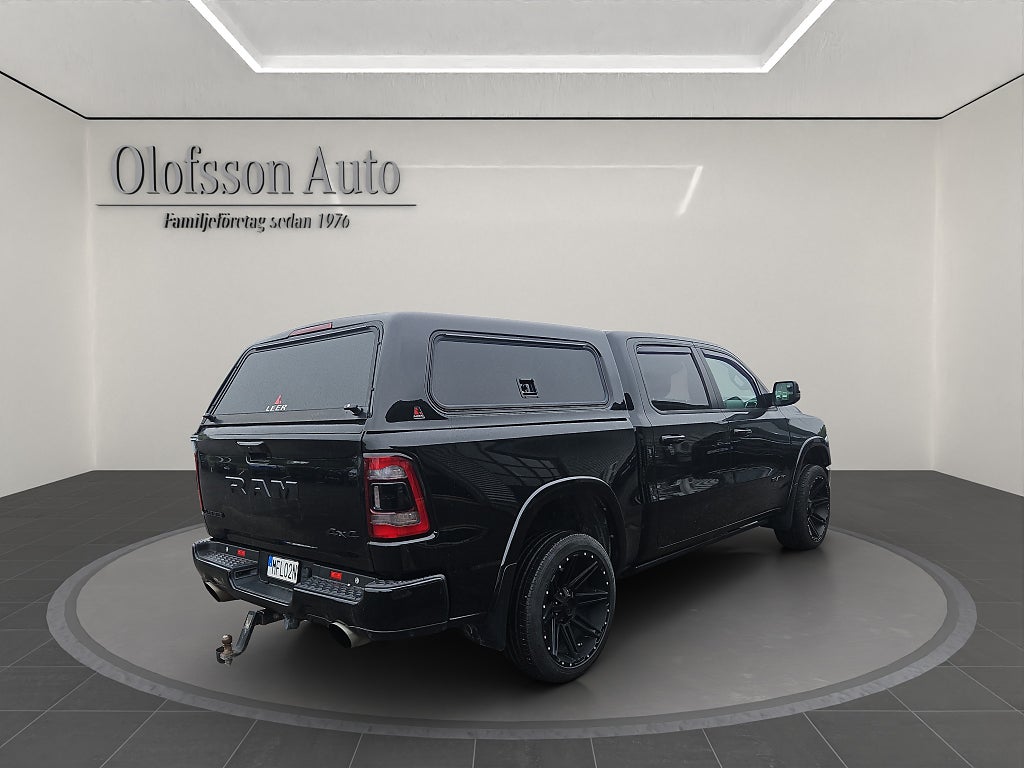 Dodge Ram 1500 Laramie Night Edition Leer Kåpa V8 Hemi 395hk - bild 10