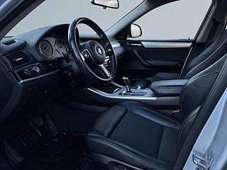 BMW X4 xDrive Dragkrok/SoV-Däck/Rattvärme/Navigation/Psensorer – bild 7