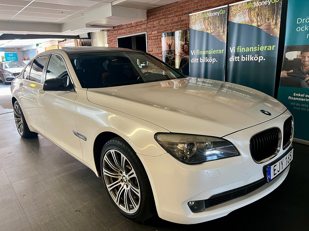 BMW 740 i Steptroni (326hk)*900kr/mån*