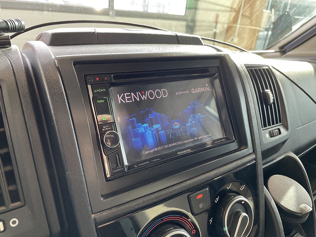 Kabe TMC 740 LGB /ALDE/B-körkort/Solcell/Långbäddar/Garage/Backkamera - Kabe