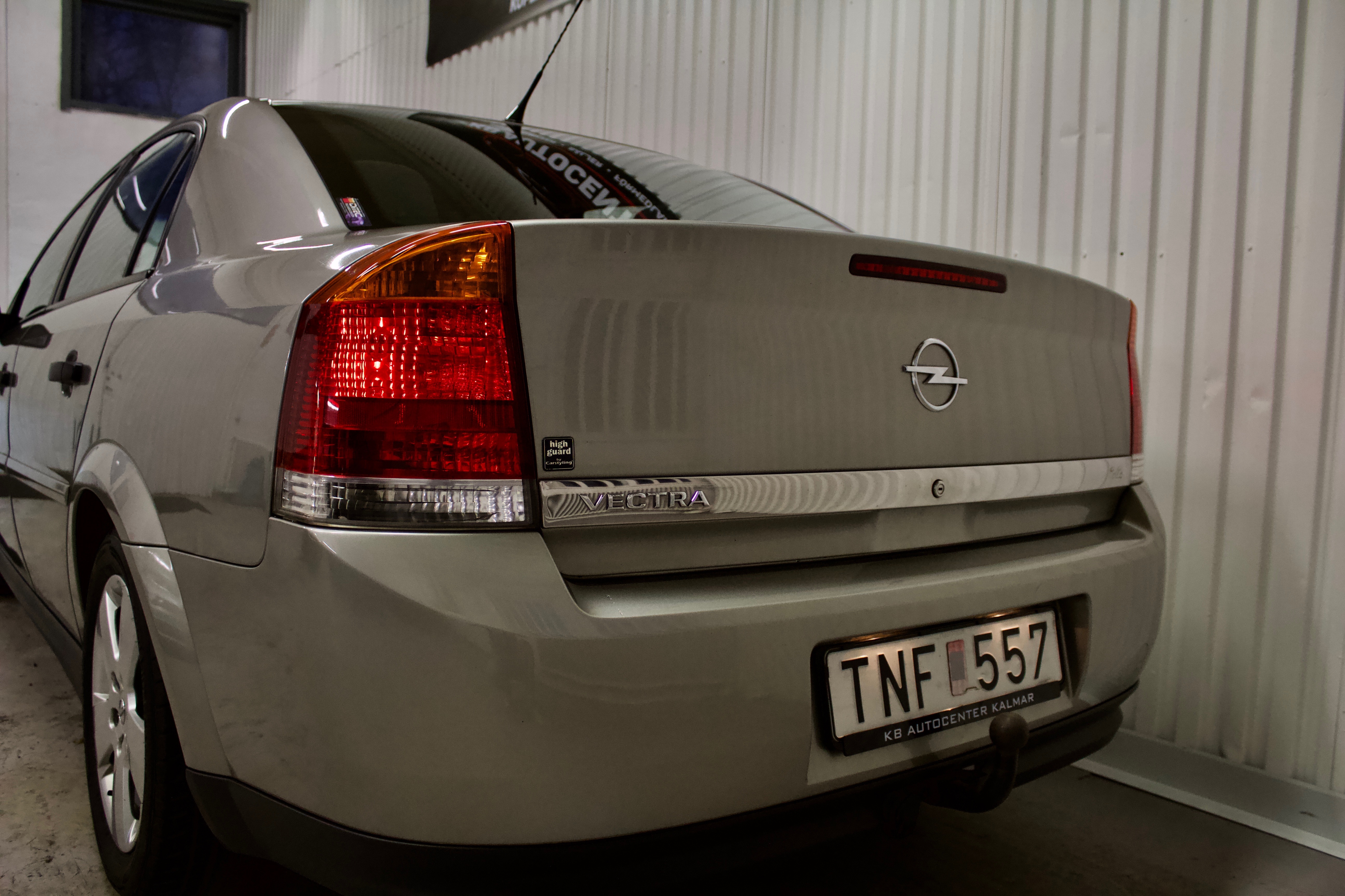 Opel Vectra Sedan 2.2 2002, photo 7/51