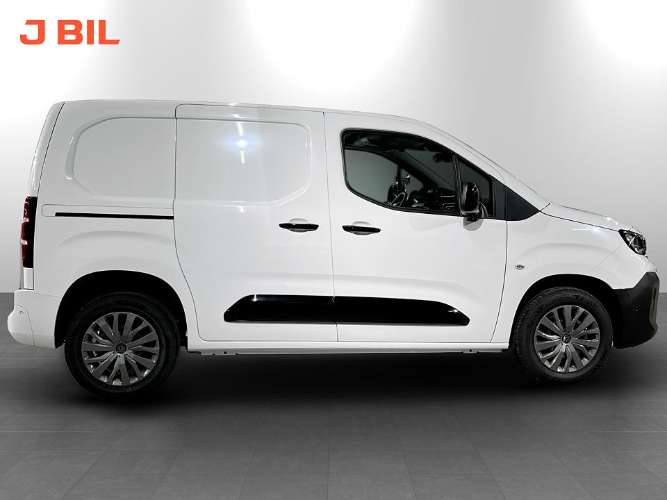 Bild på Peugeot Partner Plus 130hk Aut L2 - EDITION! SERVICE & VINTERHJUL INGÅR